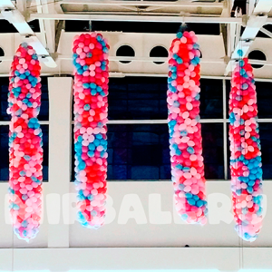 Сброс 4000 воздушных шариков в торговом центре