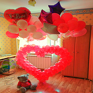 Фигура из шаров "Сердце в облаке" День Святого Валентина